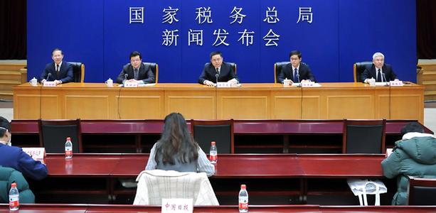 國家稅務(wù)總局啟動(dòng)“春風(fēng)行動(dòng)”，推行全國統一的“首違不罰”